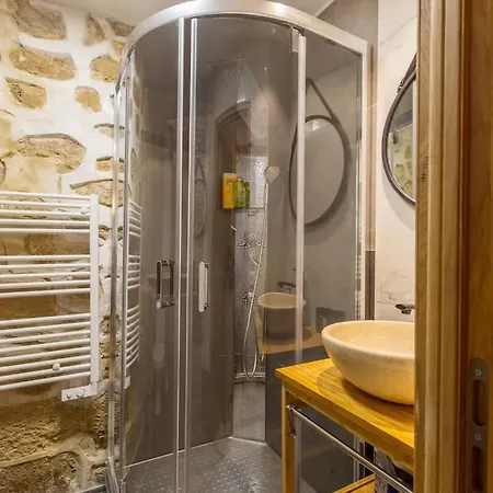 Lovely In Louvre Apartman
