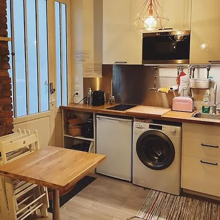Lovely In Louvre Apartman *