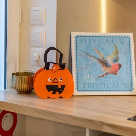 Lovely In Louvre * Paris