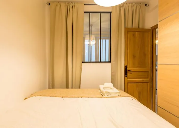 Lovely In Louvre * Paris